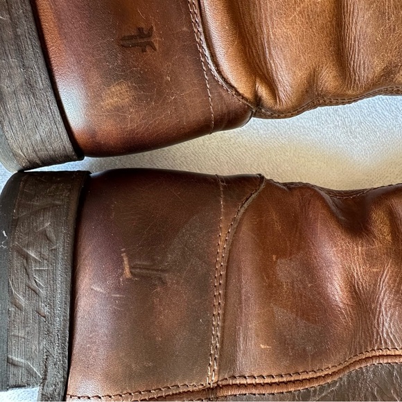 Classic Frye Melissa Button Boots in Cognac 8-1/2 M; pre-owned, good condition - Picture 6 of 9